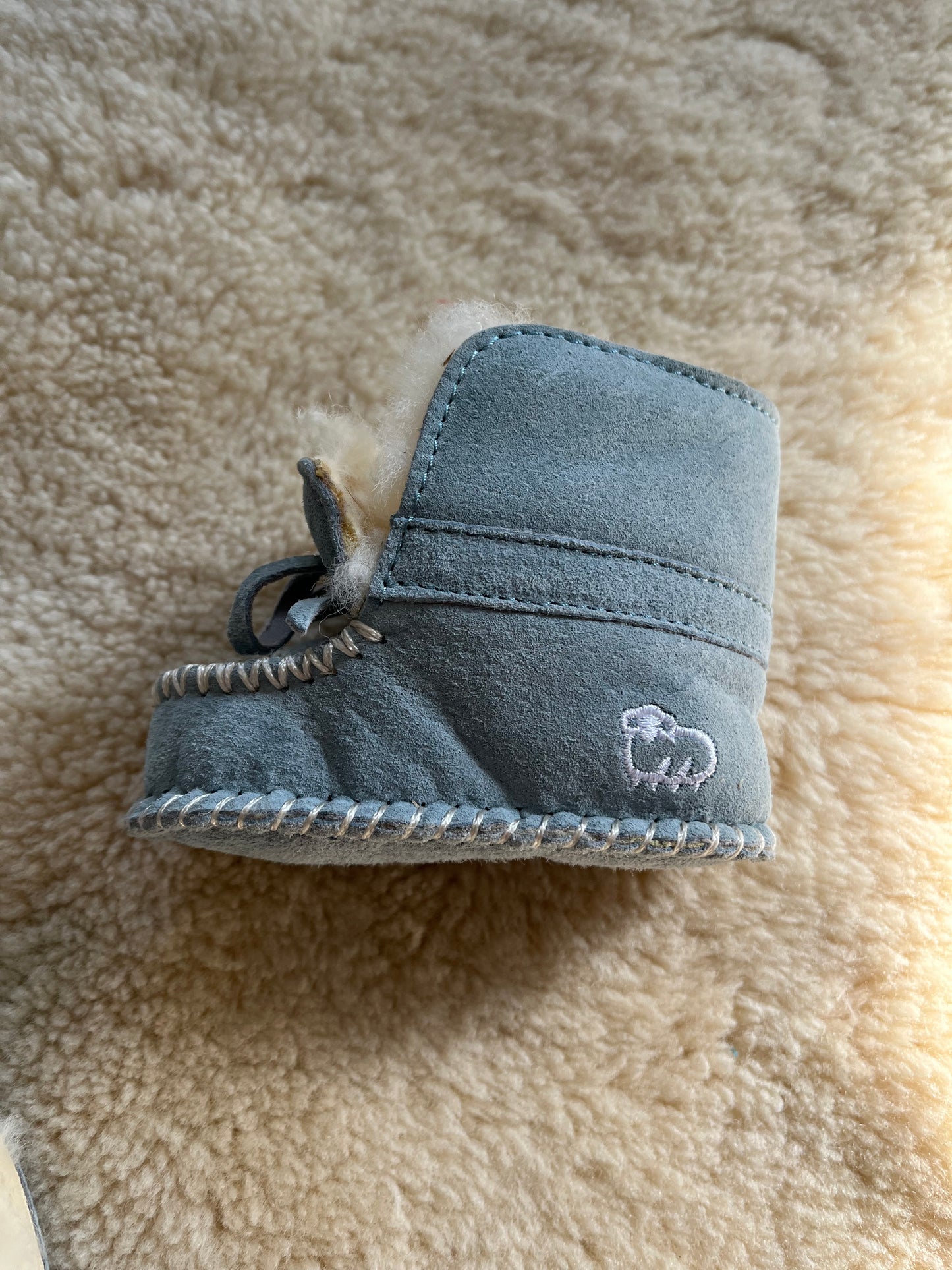 Lamo Sheepskin Mocs