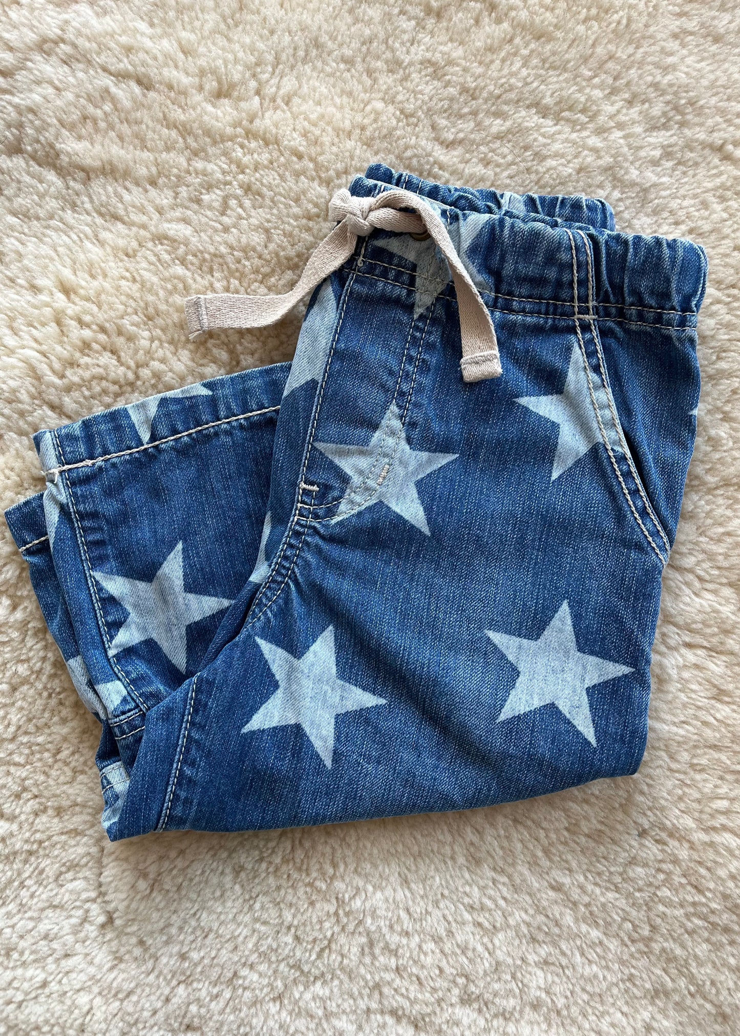 Mini Boden Star Shorts