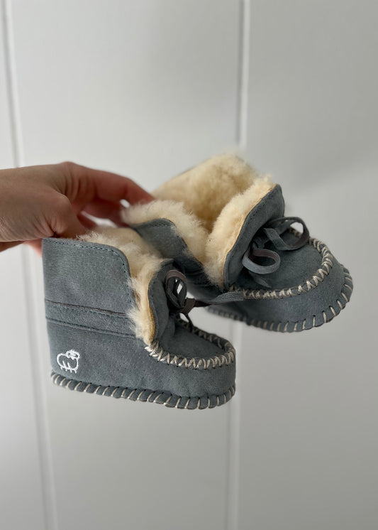 Lamo Sheepskin Mocs