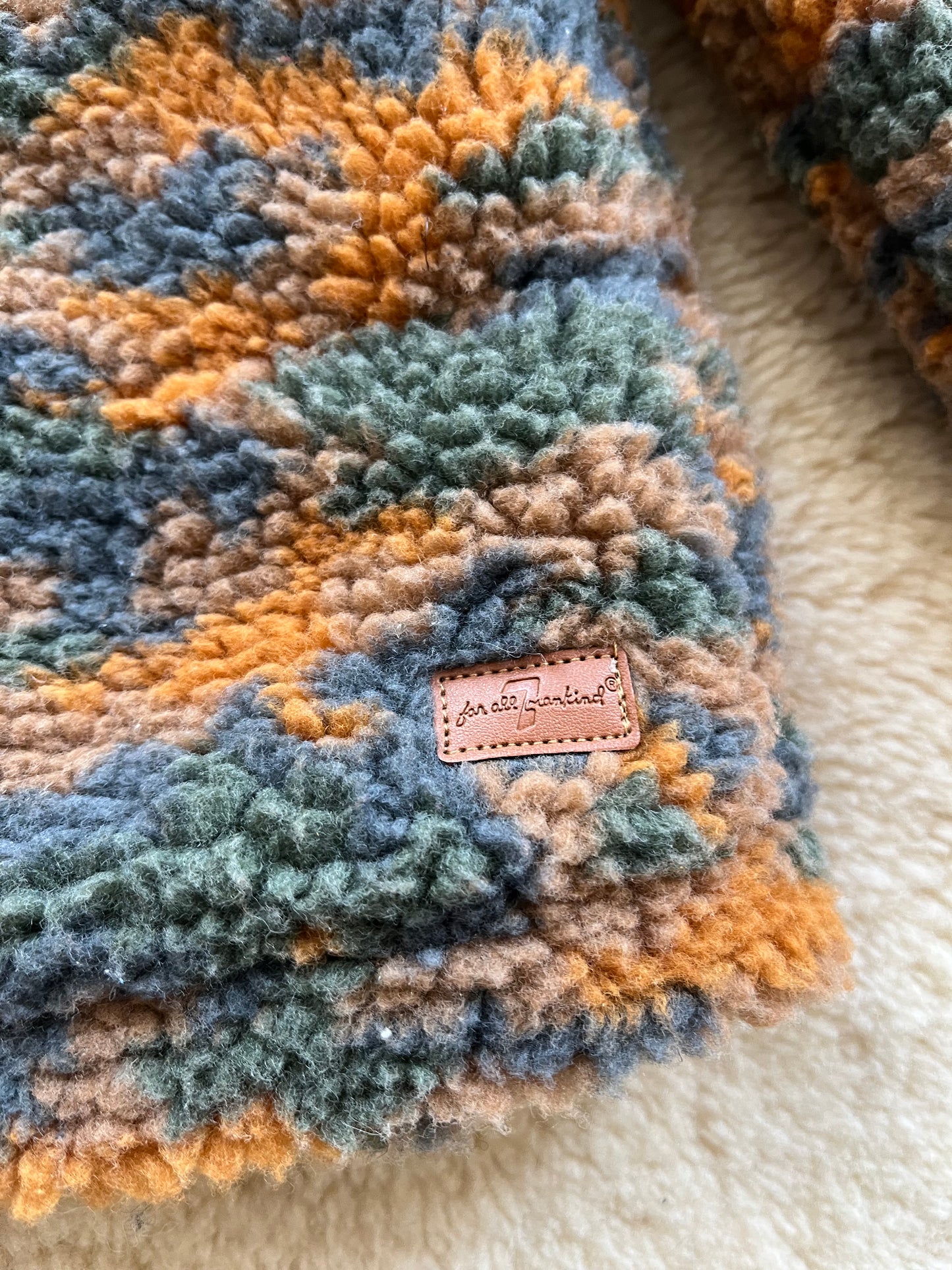 7FAM Camo Sherpa
